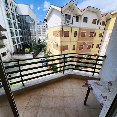 Comfy Beachfront - 50m From The Sea