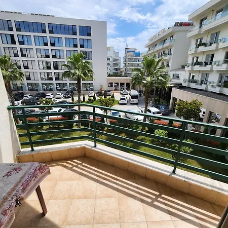 Comfy Beachfront - 50m From The Sea Appartement *