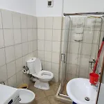 Comfy Beachfront - 50m From The Sea Apartmán Golem (Tirana)