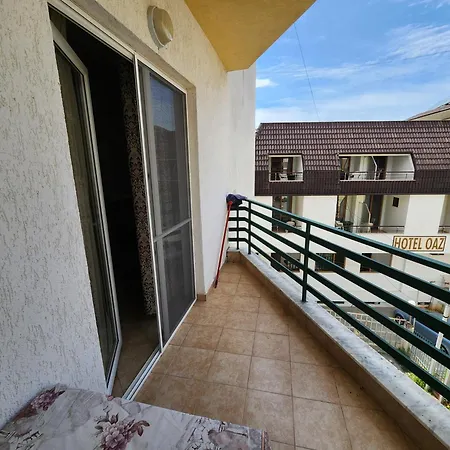 Comfy Beachfront - 50m From The Sea Apartman Golem