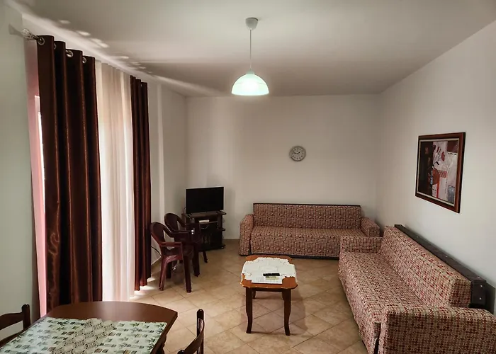Comfy Beachfront - 50m From The Sea Appartamento *