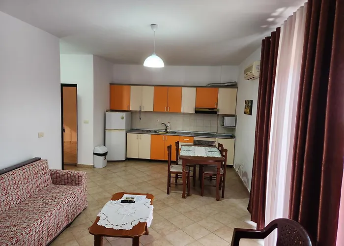 Apartman Comfy Beachfront - 50m From The Sea