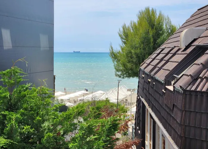Apartman Comfy Beachfront - 50m From The Sea *