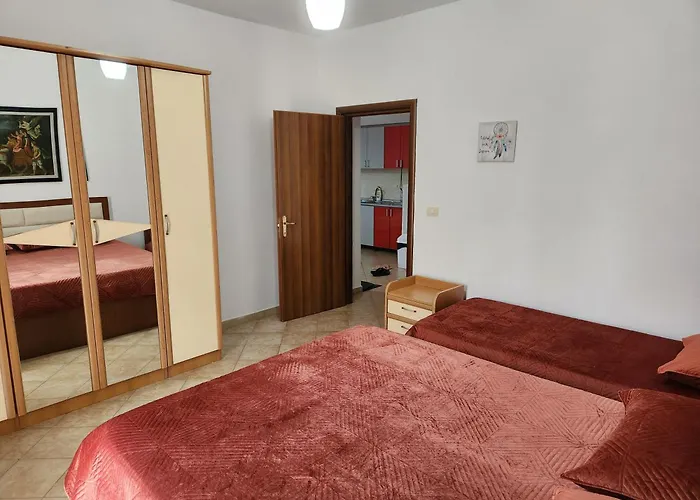 Comfy Beachfront - 50m From The Sea Appartamento Golem (Tirana)