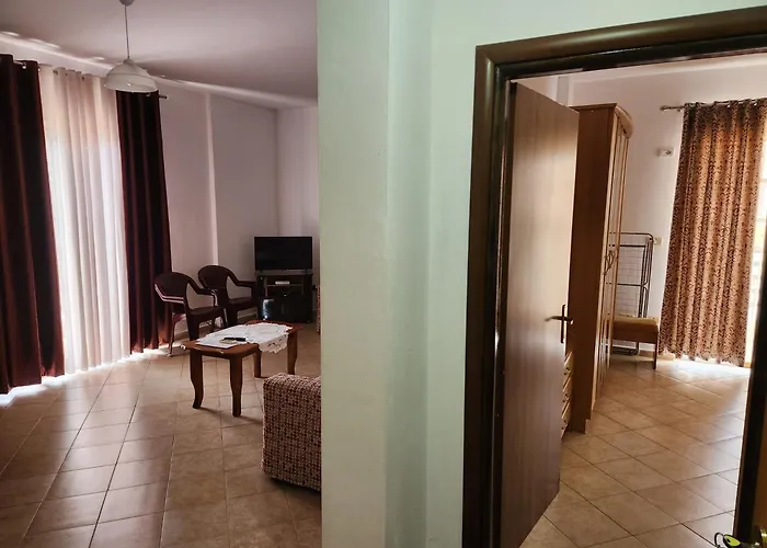 Comfy Beachfront - 50m From The Sea Golem